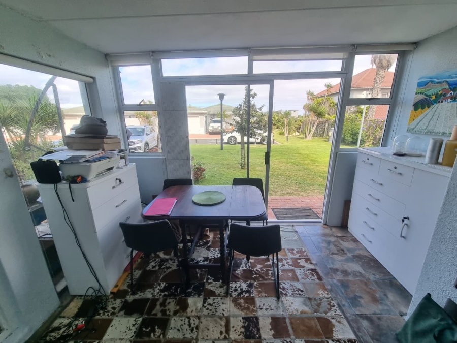 To Let 2 Bedroom Property for Rent in Big Bay Western Cape